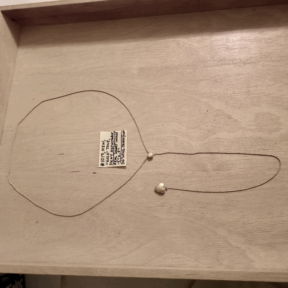 🔻REDUCED❣ ✅1017 NWOT RARE DKNY Logo Gold Tone Metal Necklace - Picture 5 of 14